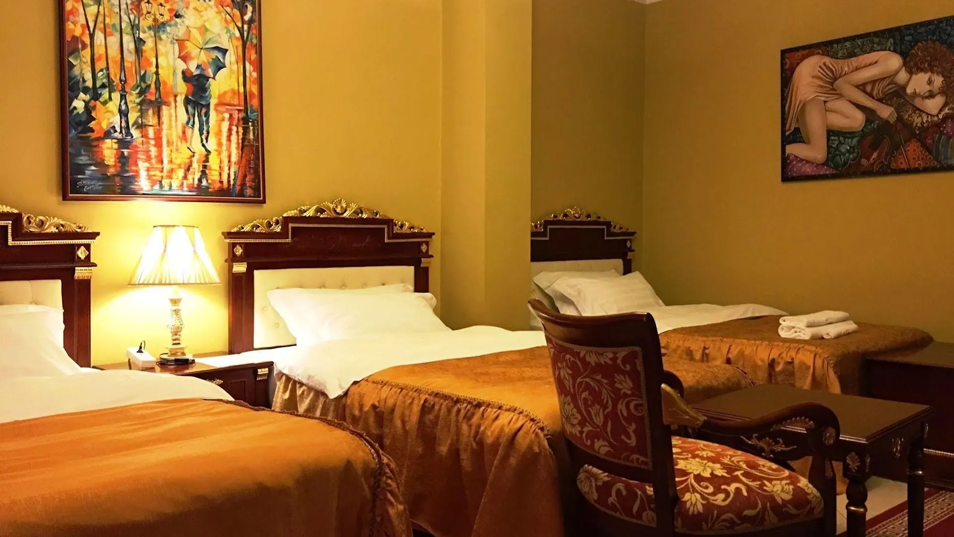 Dinasty Hotel Tirana