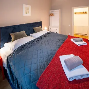 https://apart-hotel-zborovska.praguehotelsweb.com