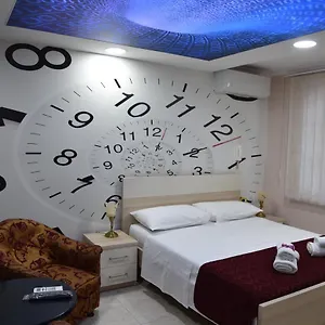 Alindro Center Apartment